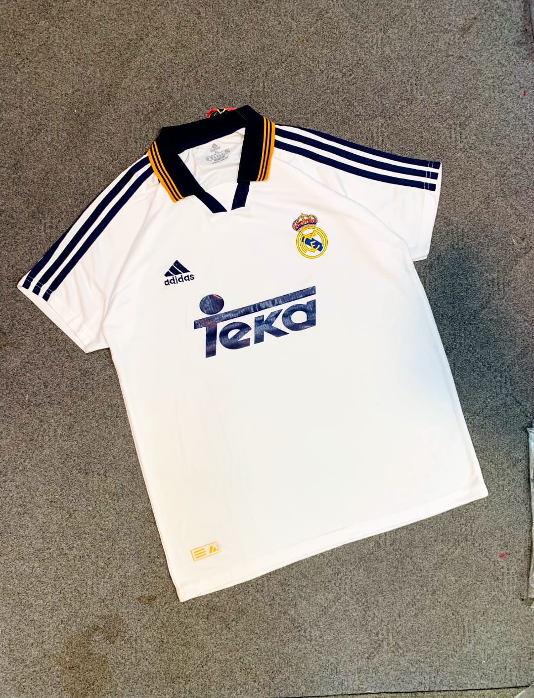 Real Madrid 1999-00 Home Retro Kit